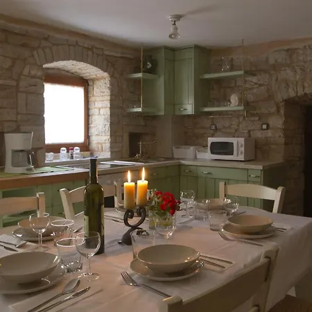 Apartment Jezenj *